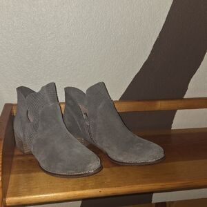 Seychelles Dwelling Suede Ankle Boots 6.5